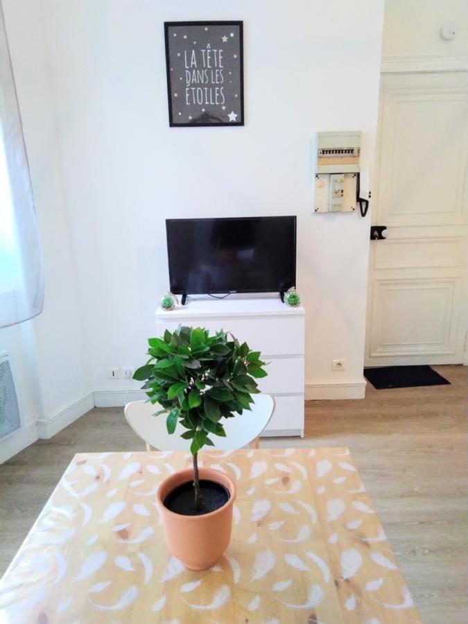 לה מאנש Studio Proche Centre Ville מראה חיצוני תמונה